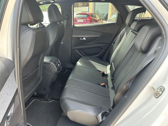 PEUGEOT 3008 GT LINE 1.2 E-THP AUTO SPANISH LHD IN SPAIN 41000 MILES SUPER 2019
